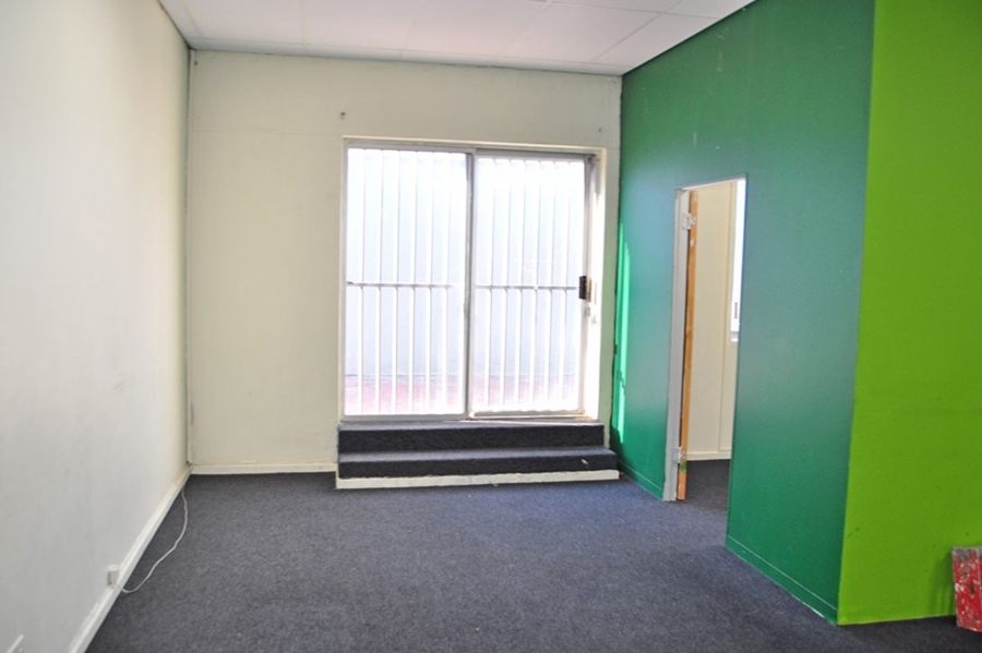 To Let commercial Property for Rent in Paarden Eiland Western Cape